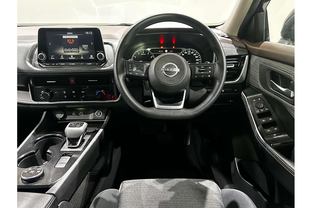 2024 Nissan X-TRAIL ST T33