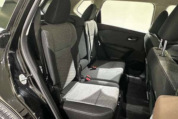 2024 Nissan X-TRAIL ST T33