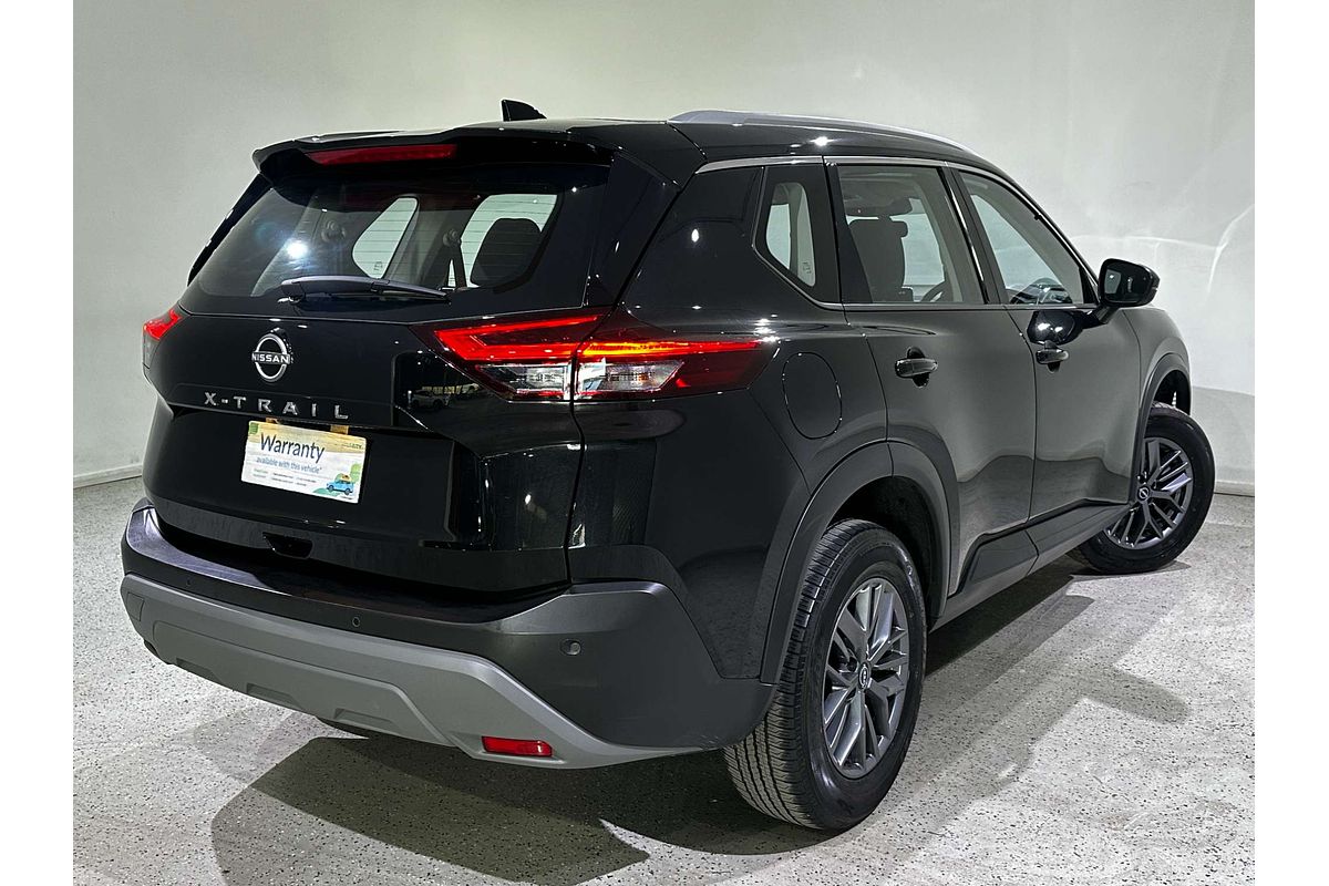 2024 Nissan X-TRAIL ST T33