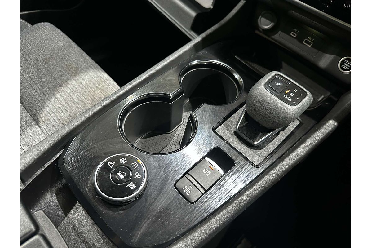 2024 Nissan X-TRAIL ST T33
