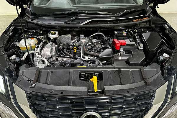2024 Nissan X-TRAIL ST T33