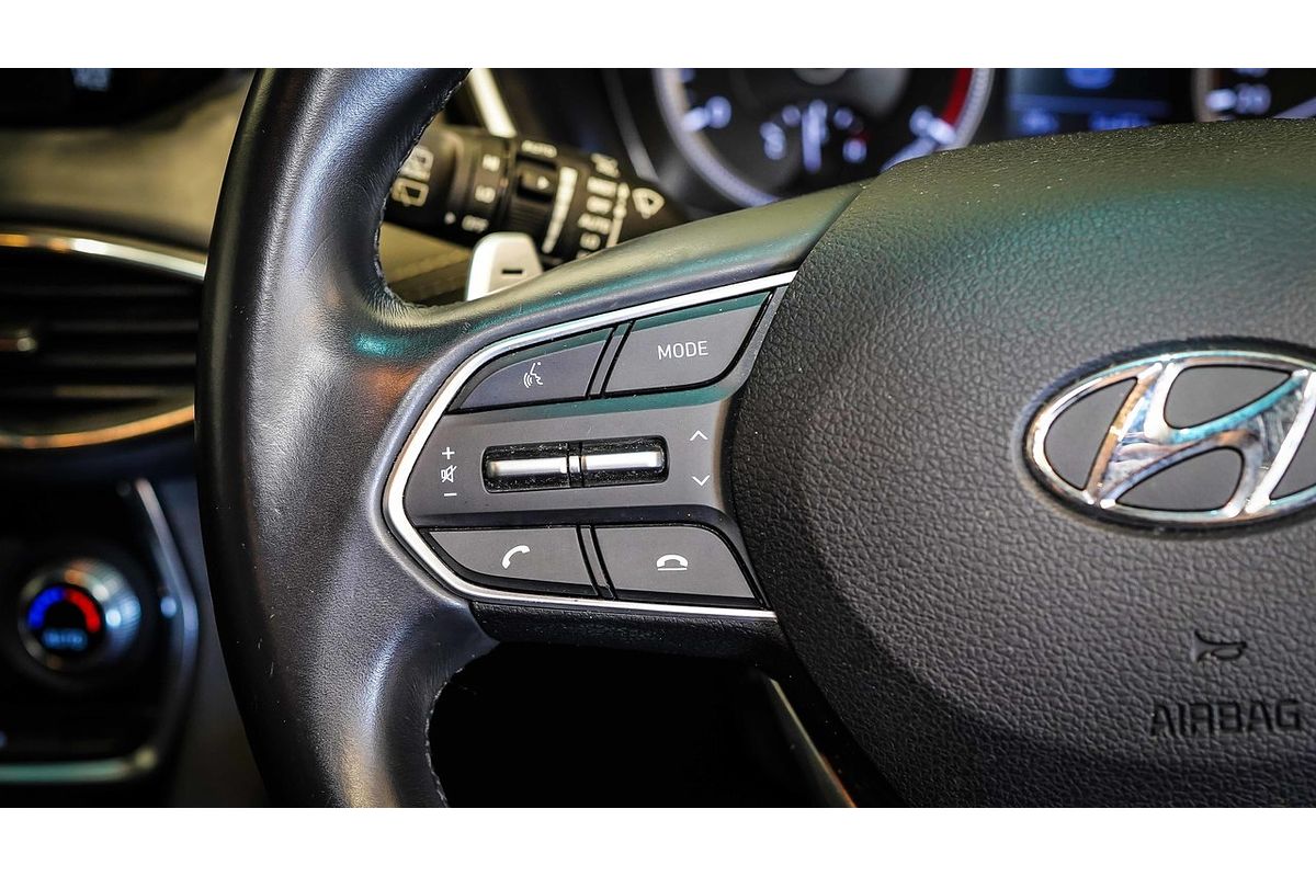 2019 Hyundai Santa Fe Elite TM.2