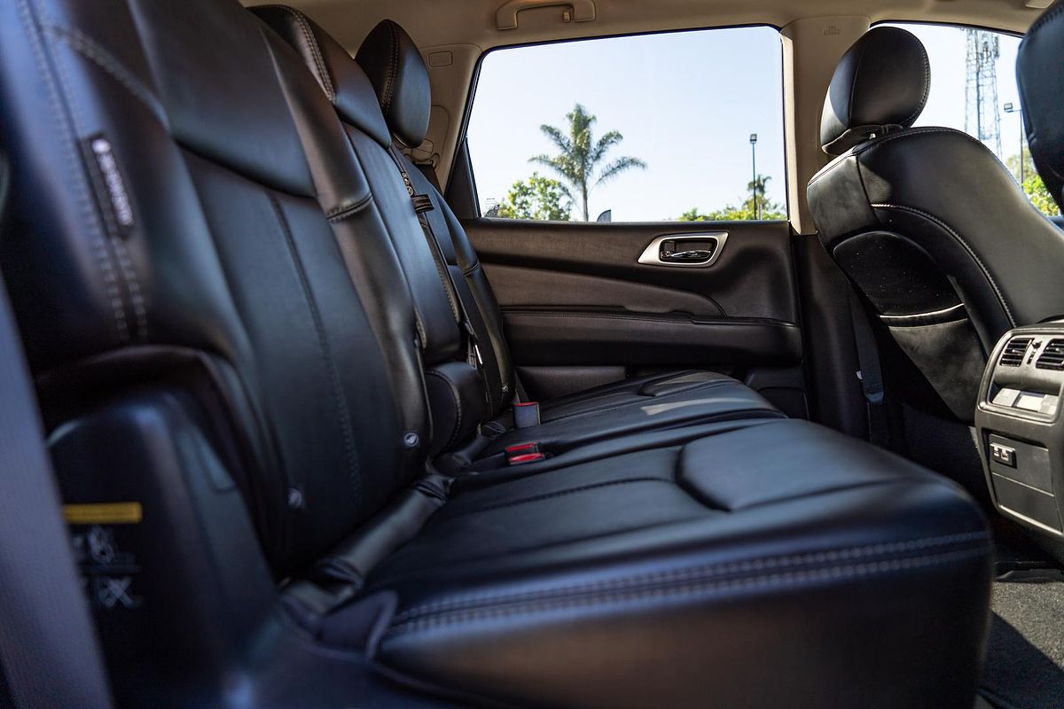 2018 Nissan Pathfinder ST-L R52 Series III