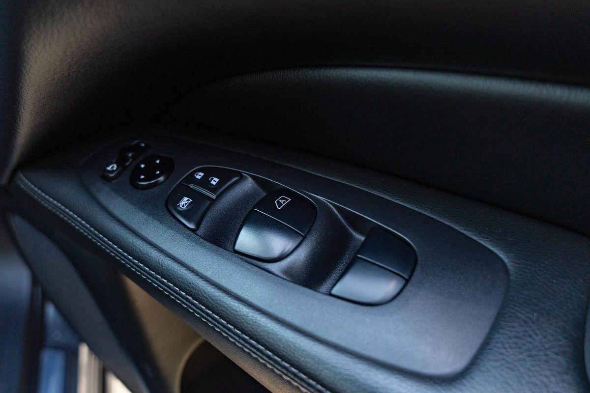 2018 Nissan Pathfinder ST-L R52 Series III