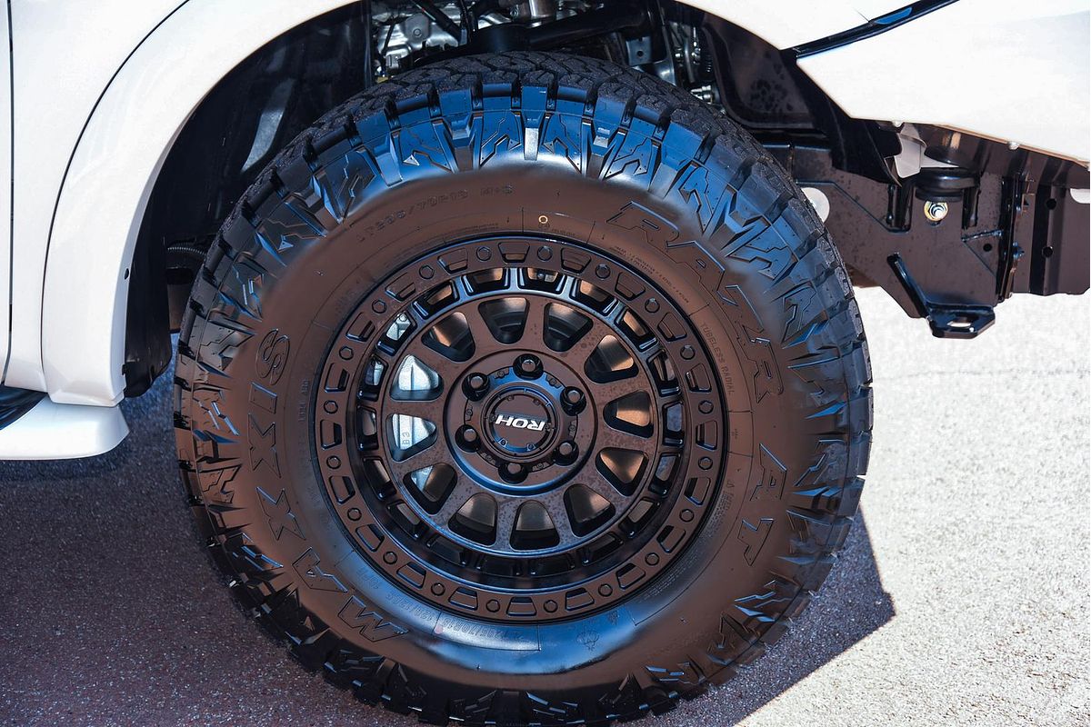 2024 Nissan Patrol Ti-L Y62