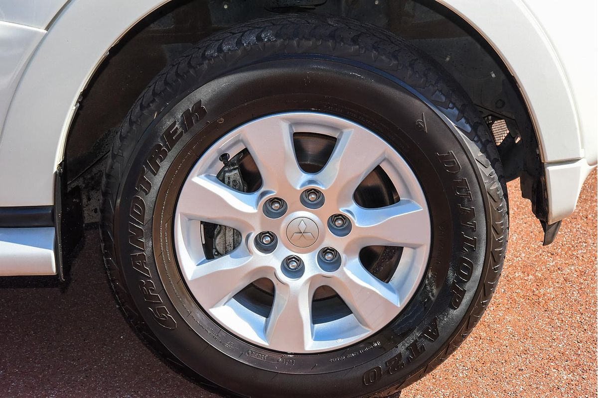 2020 Mitsubishi Pajero GLX NX