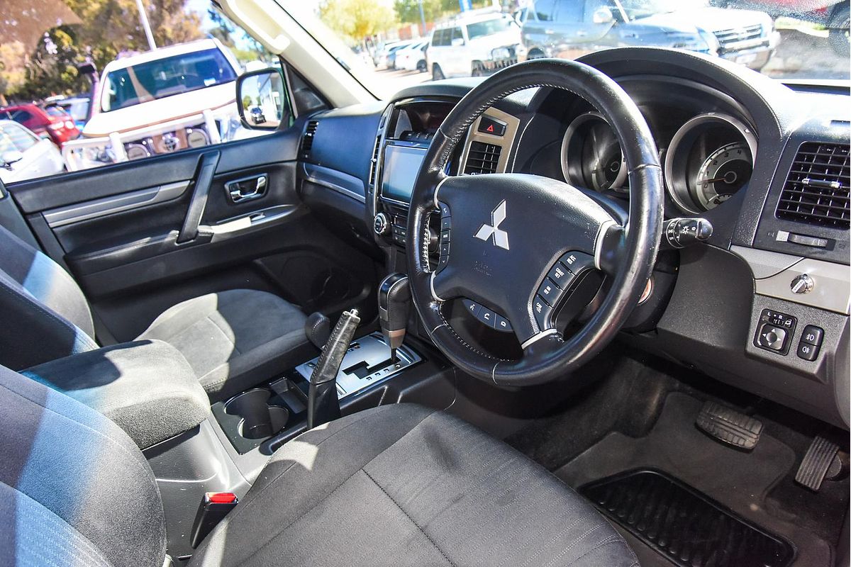 2020 Mitsubishi Pajero GLX NX