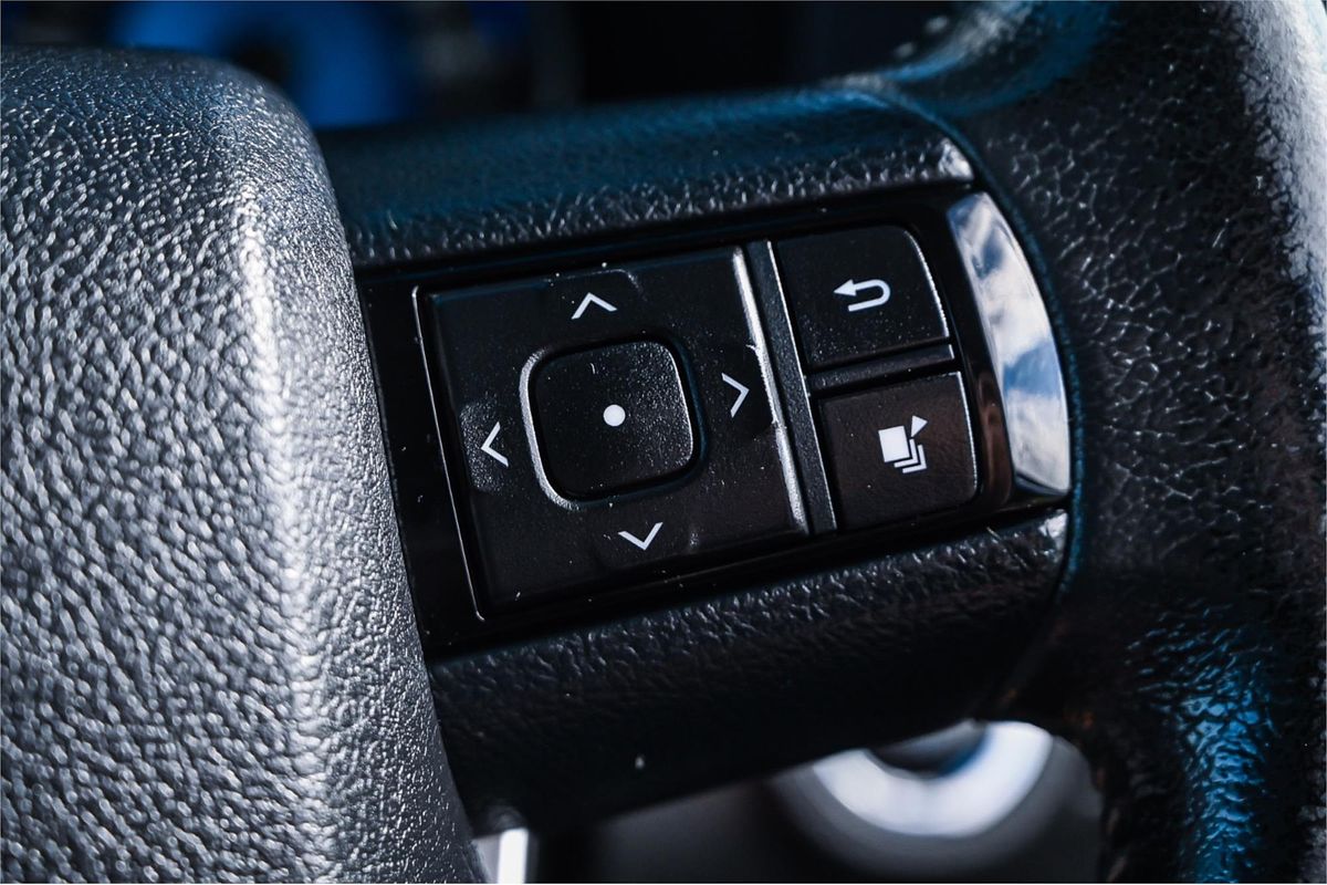 2017 Toyota Hilux SR5 GUN126R 4X4