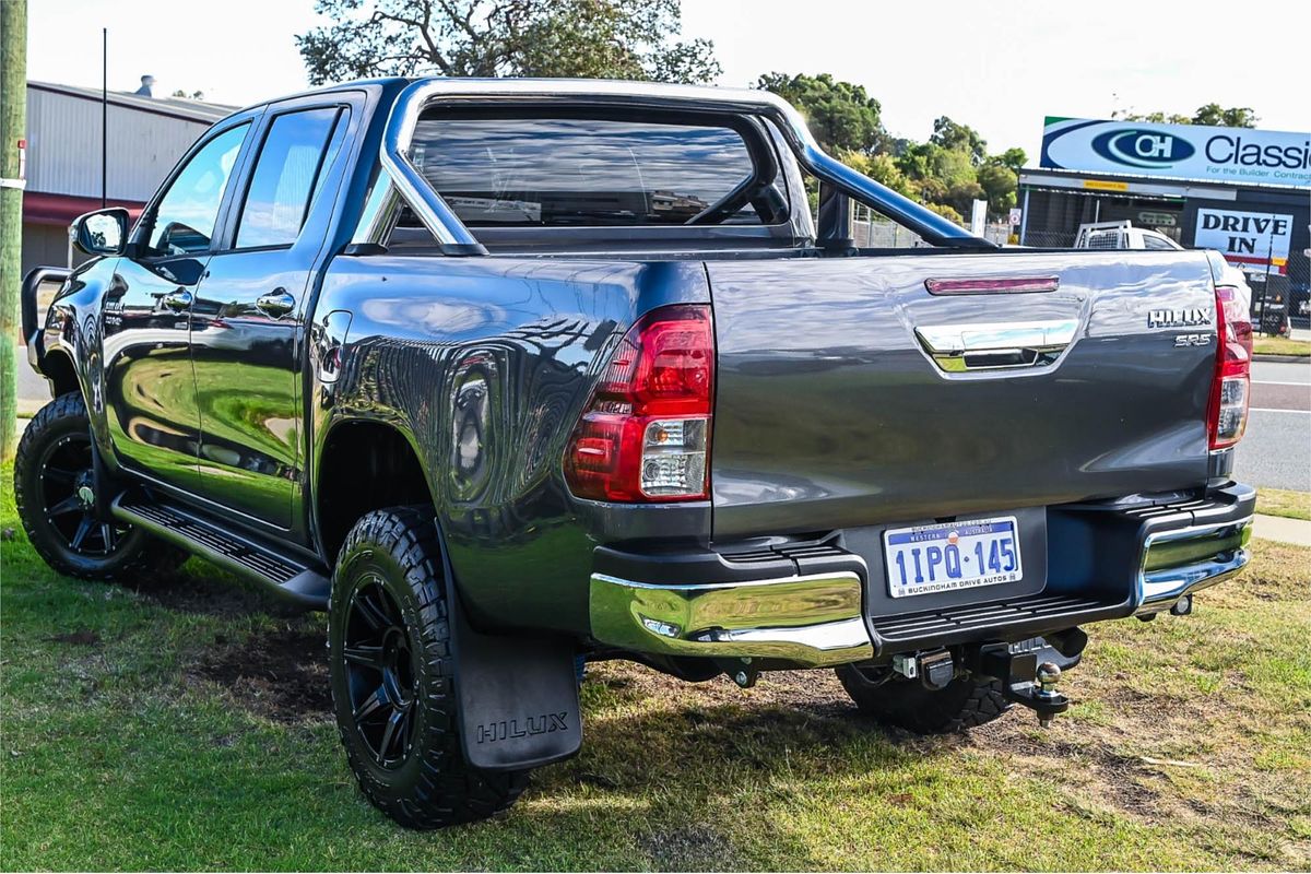2017 Toyota Hilux SR5 GUN126R 4X4