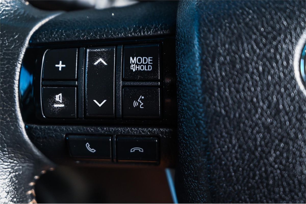 2017 Toyota Hilux SR5 GUN126R 4X4