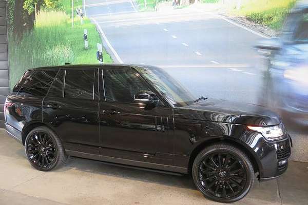 2017 Land Rover RANGE ROVER SDV8 AUTOBIOGRAPHY SV