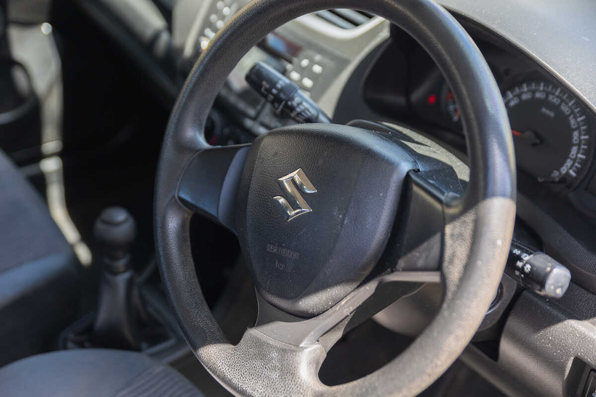 2011 Suzuki Swift GA FZ