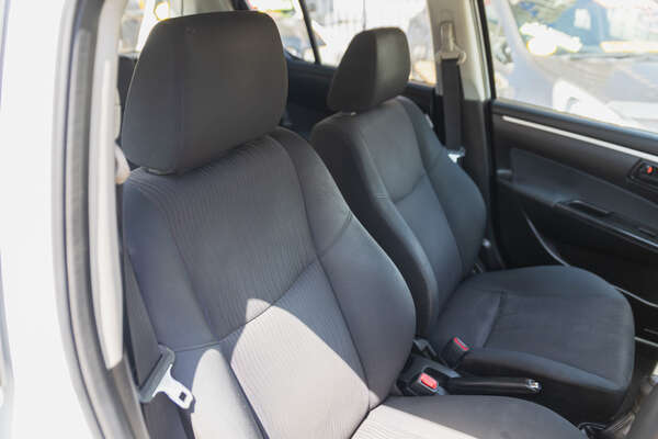 2011 Suzuki Swift GA FZ