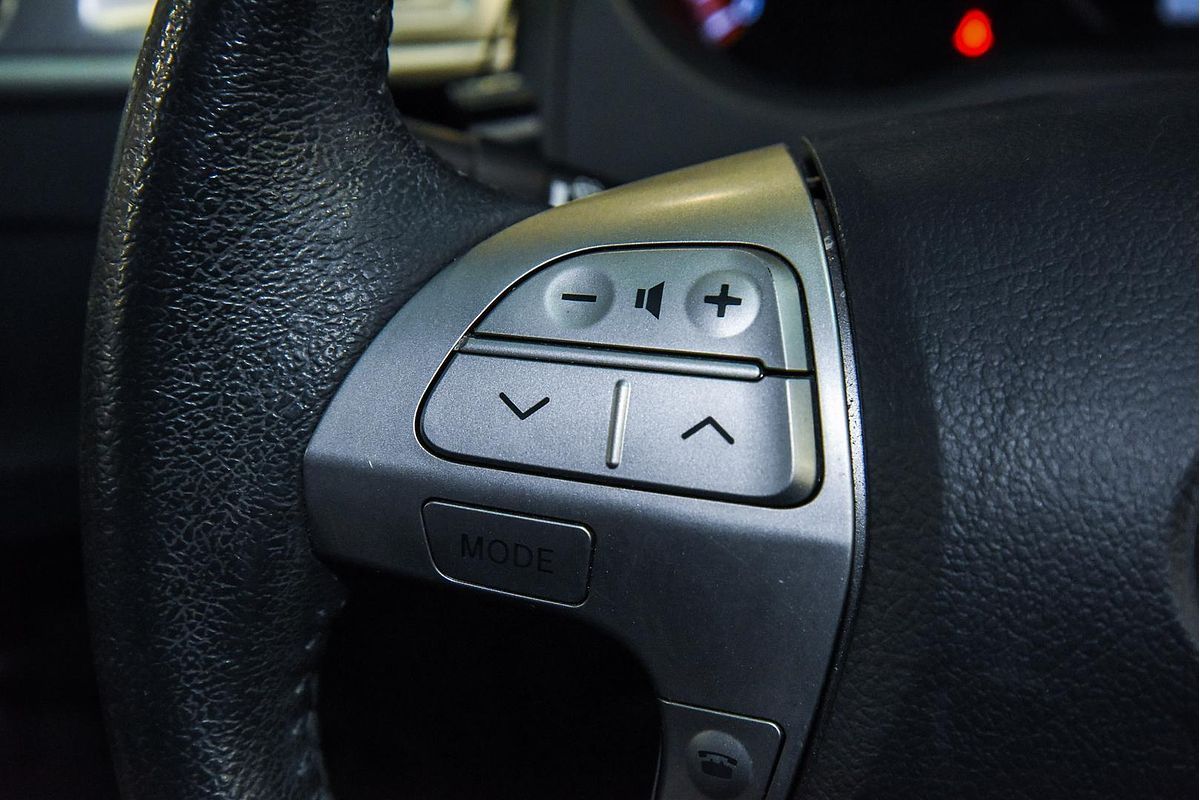 2013 Toyota Hilux SR5 KUN26R 4X4