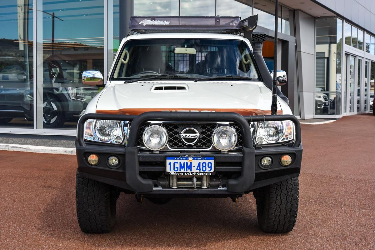2015 Nissan Patrol ST Y61