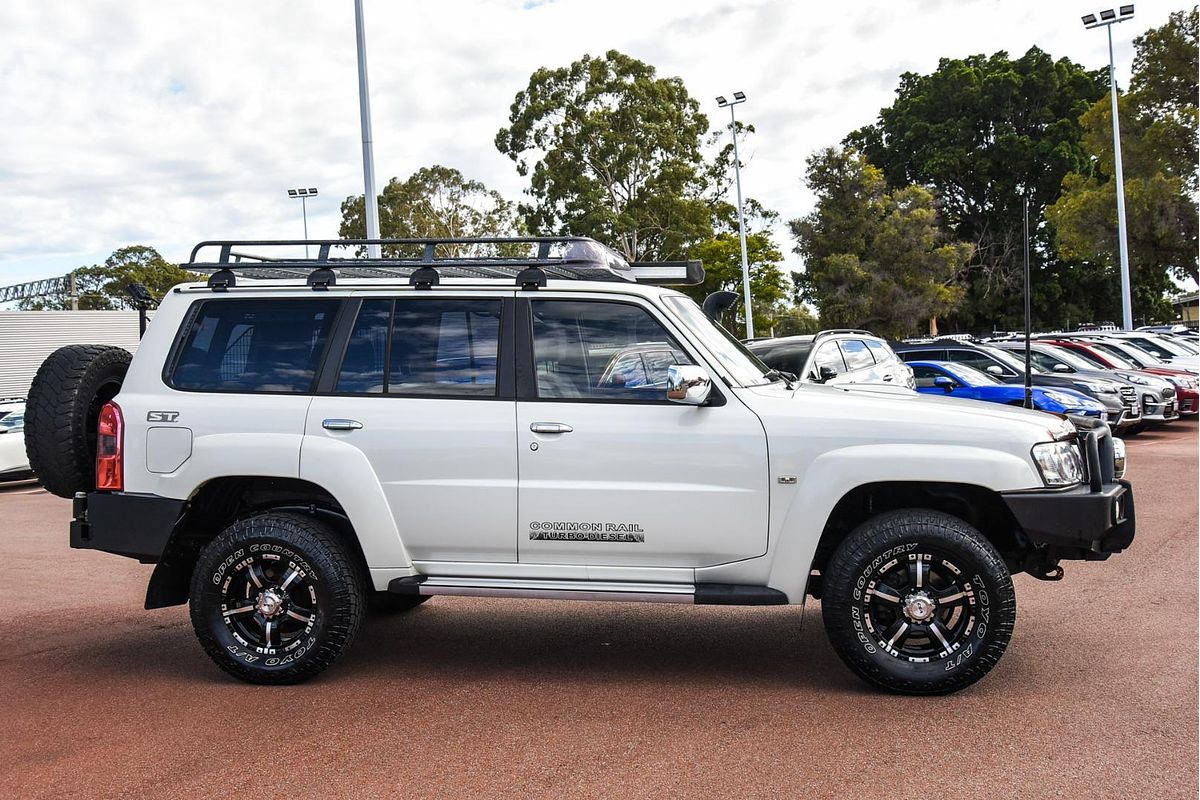 2015 Nissan Patrol ST Y61