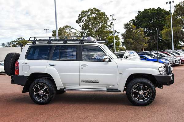 2015 Nissan Patrol ST Y61