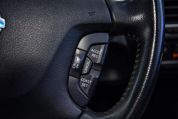 2015 Nissan Patrol ST Y61