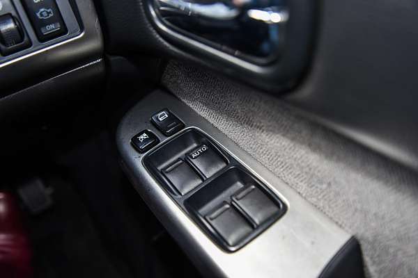 2015 Nissan Patrol ST Y61