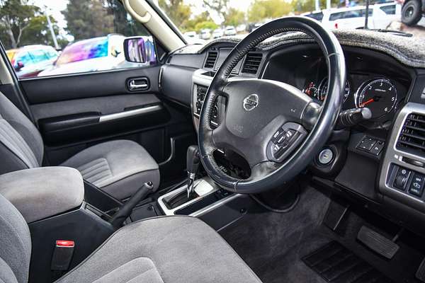 2015 Nissan Patrol ST Y61