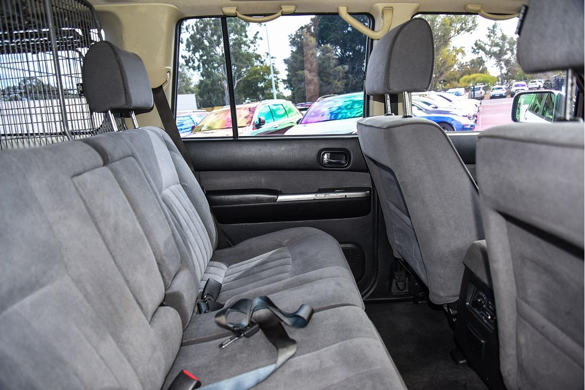 2015 Nissan Patrol ST Y61