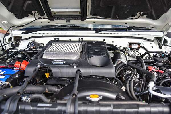 2015 Nissan Patrol ST Y61