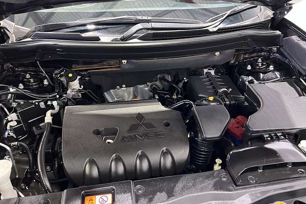 2021 Mitsubishi Outlander Black Edition ZL