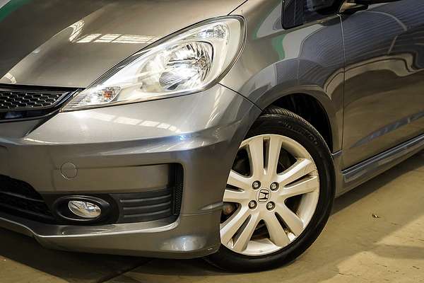 2013 Honda Jazz Vibe-S GE