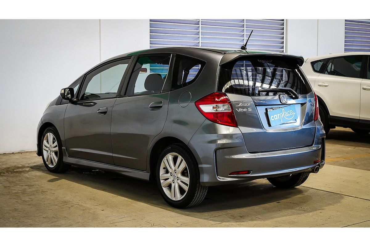2013 Honda Jazz Vibe-S GE