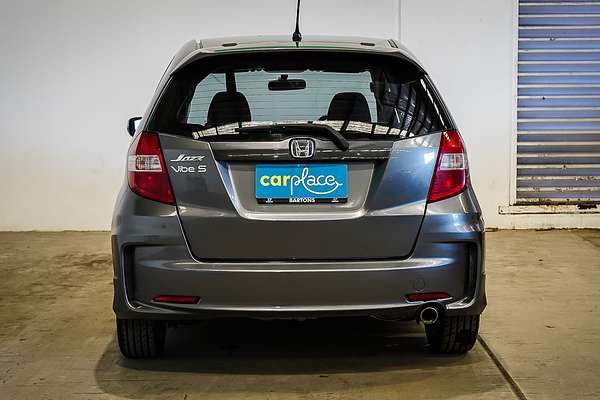 2013 Honda Jazz Vibe-S GE