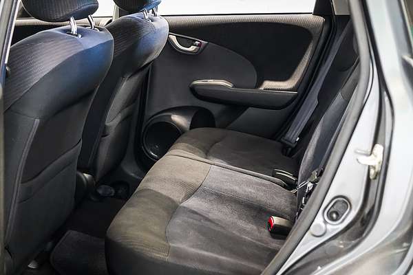 2013 Honda Jazz Vibe-S GE