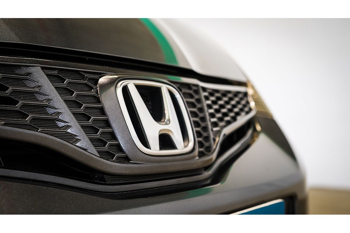2013 Honda Jazz Vibe-S GE