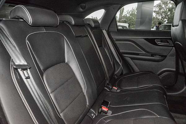 2017 Jaguar F-PACE 30d R-Sport X761