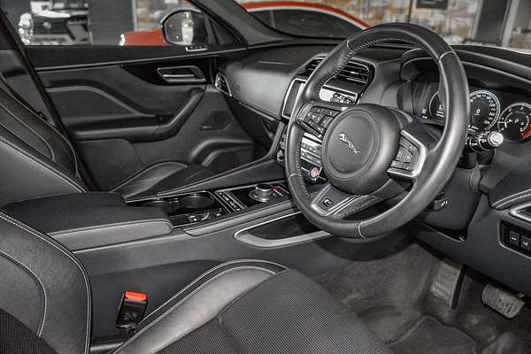 2017 Jaguar F-PACE 30d R-Sport X761