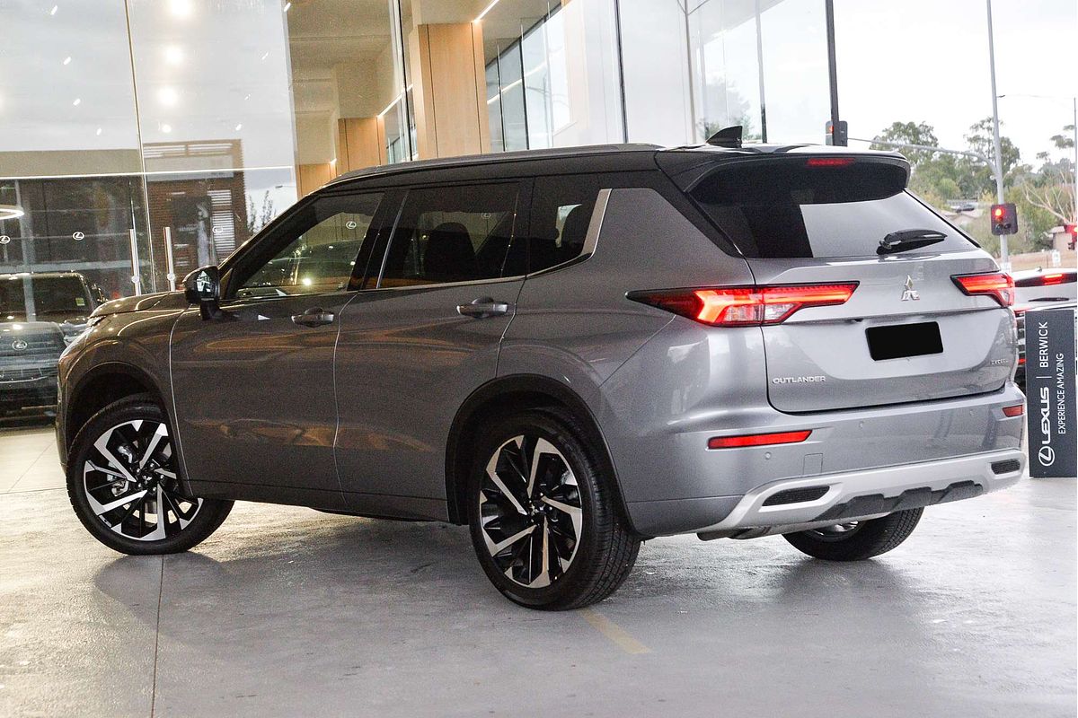 2023 Mitsubishi Outlander Exceed Tourer ZM