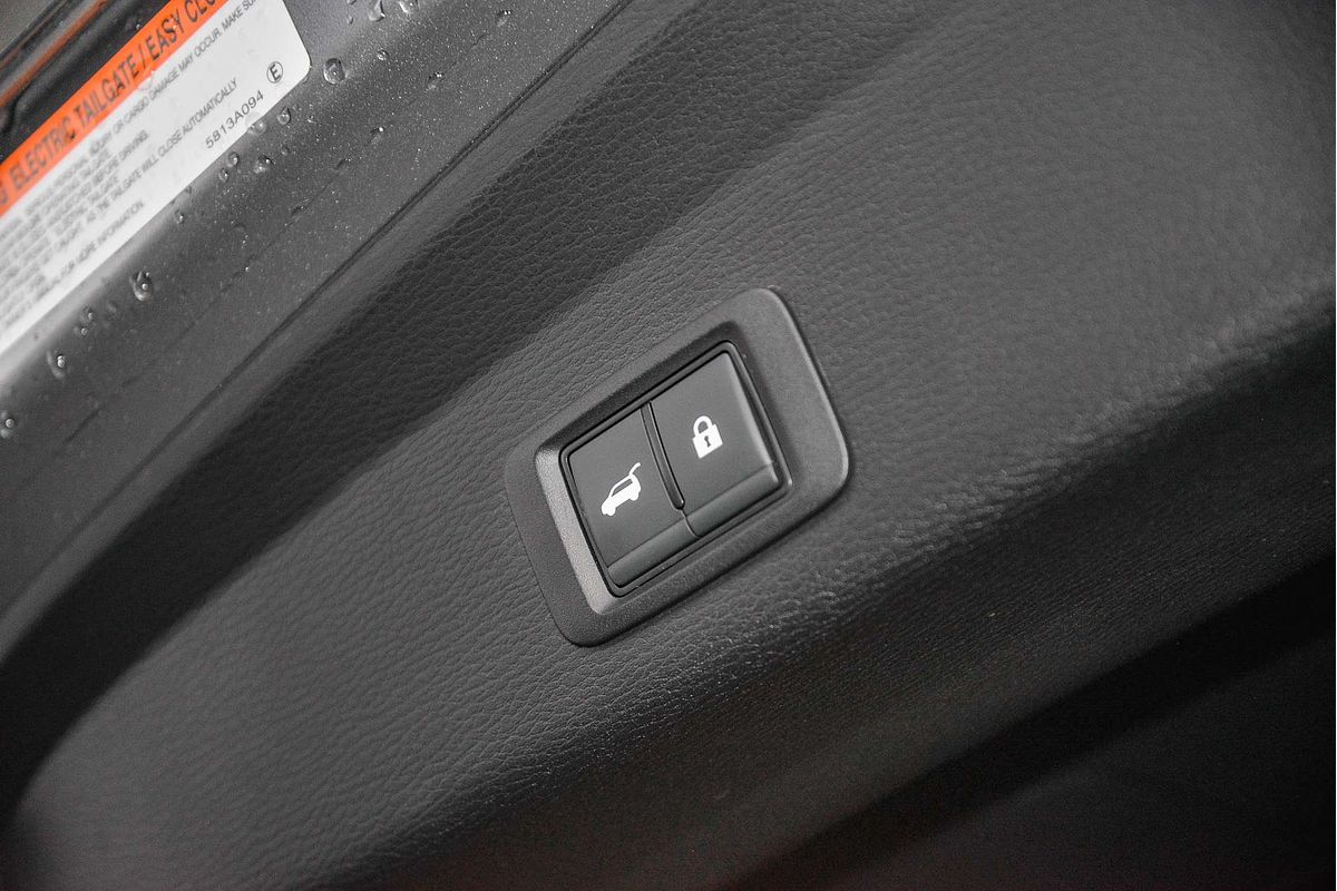 2023 Mitsubishi Outlander Exceed Tourer ZM