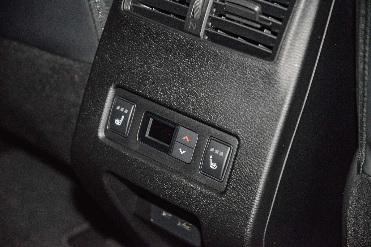 2023 Mitsubishi Outlander Exceed Tourer ZM