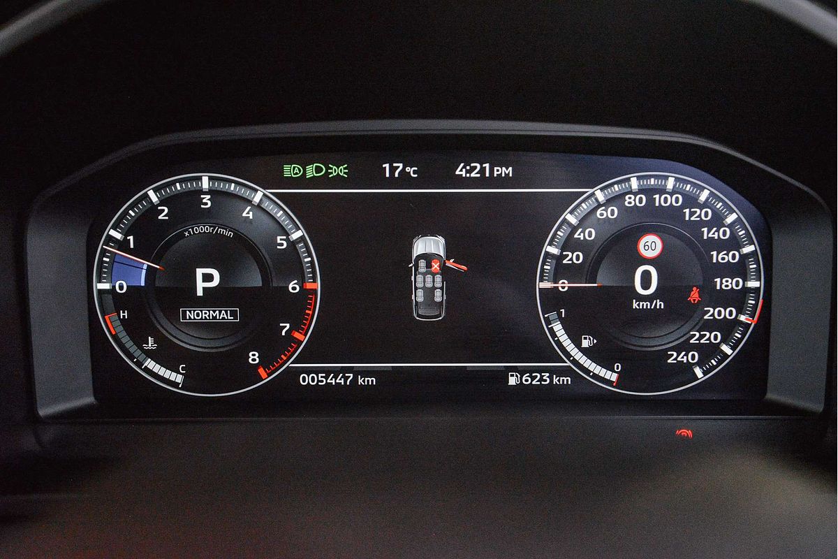 2023 Mitsubishi Outlander Exceed Tourer ZM