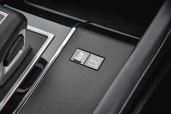 2024 Mitsubishi Outlander PHEV ES ZM