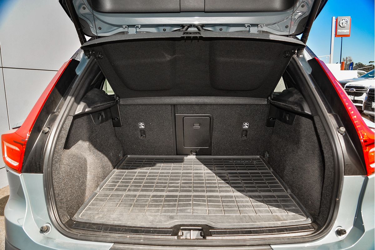 2022 Volvo XC40 Recharge Pure Electric