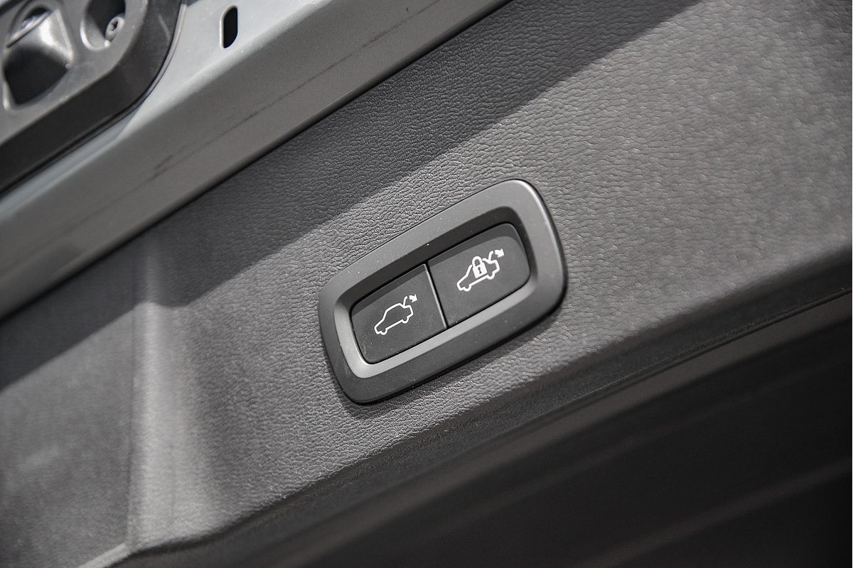 2022 Volvo XC40 Recharge Pure Electric