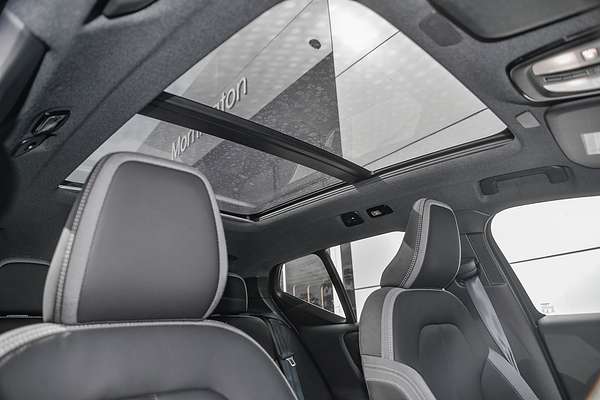 2022 Volvo XC40 Recharge Pure Electric