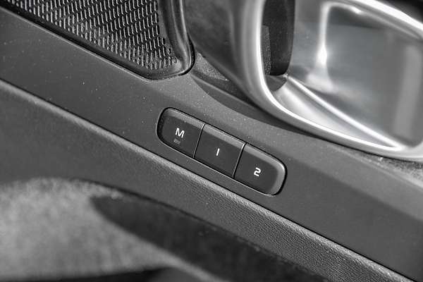 2022 Volvo XC40 Recharge Pure Electric