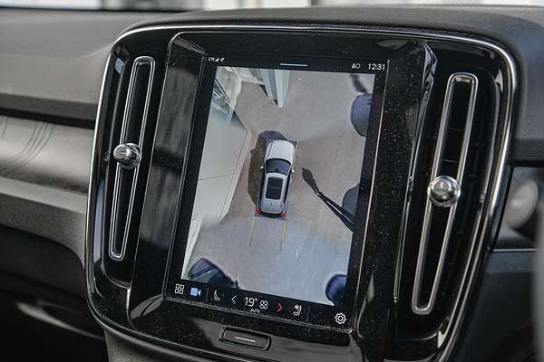 2022 Volvo XC40 Recharge Pure Electric