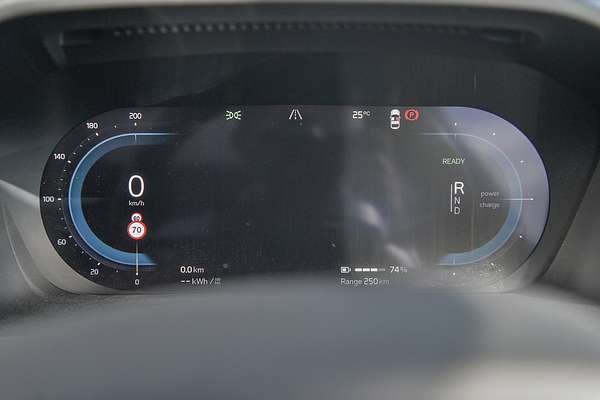2022 Volvo XC40 Recharge Pure Electric