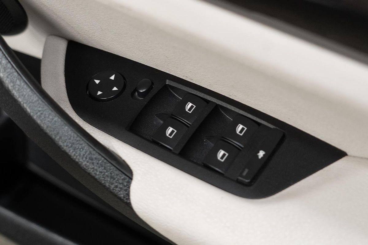 2015 BMW X1 sDrive18d E84
