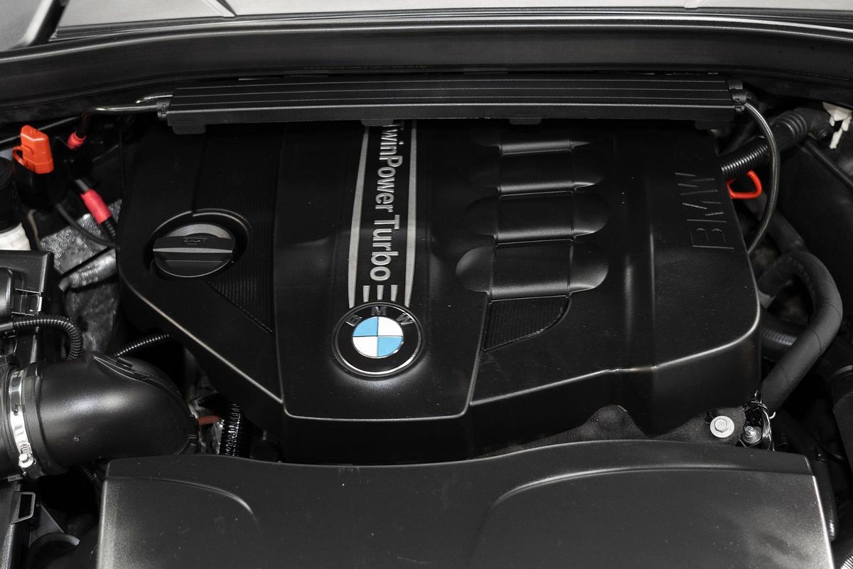 2015 BMW X1 sDrive18d E84