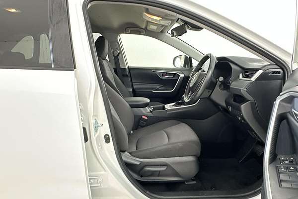 2021 Toyota RAV4 GXL AXAH52R