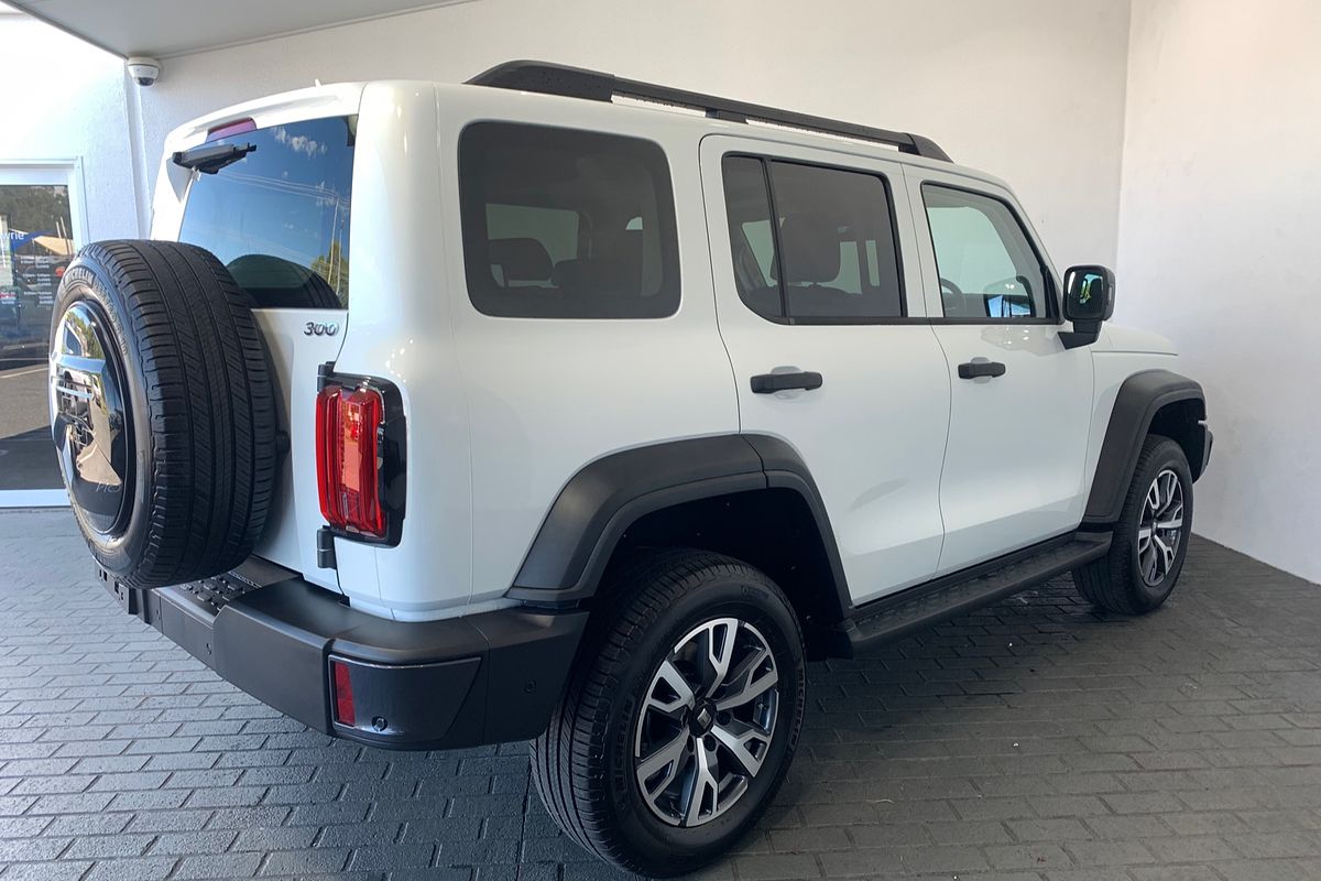 2025 GWM Tank 300 Ultra Hybrid P01