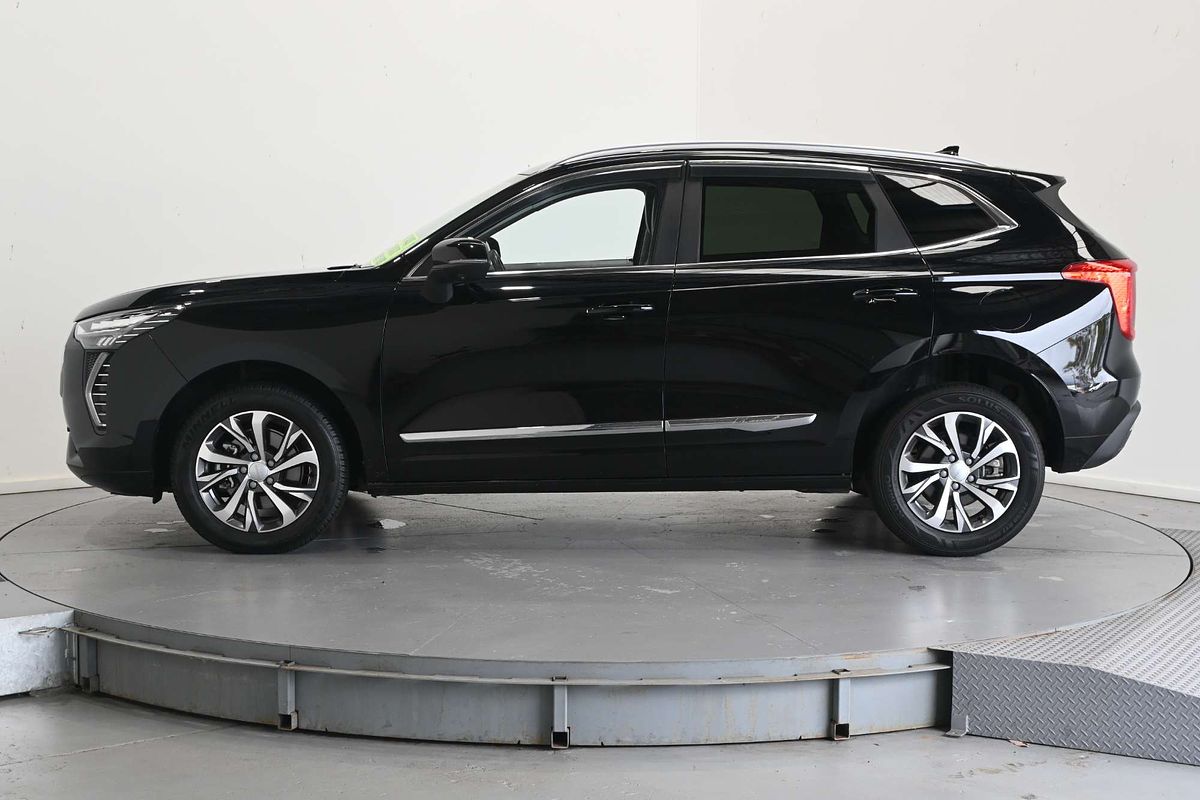 2022 GWM Haval Jolion Lux A01